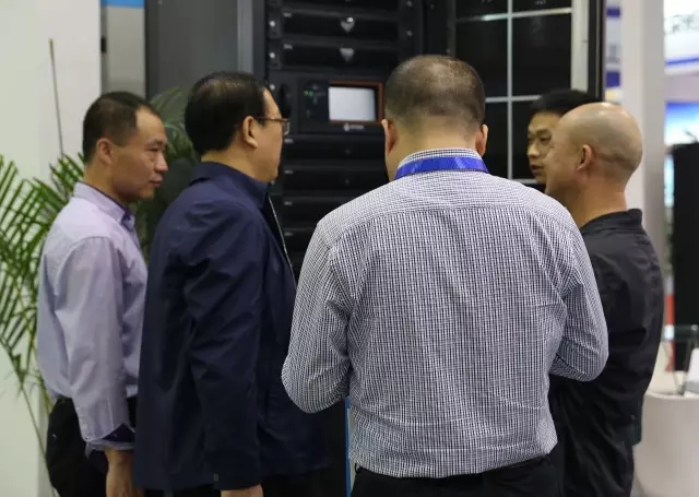 赢多多销售人员接待客户