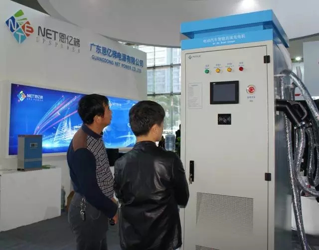 赢多多客服人员接待客户